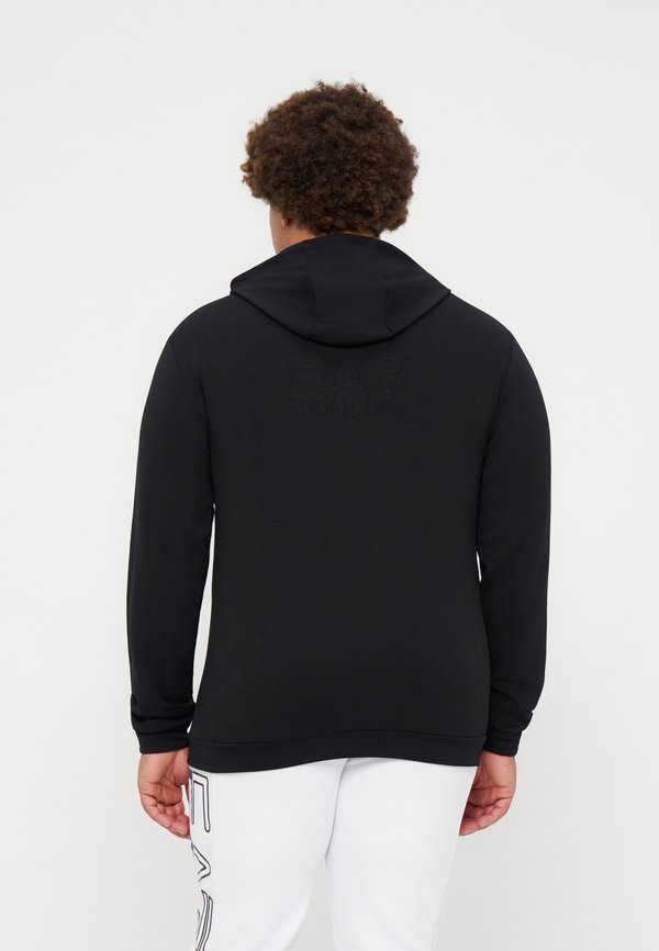 EA7 Emporio Armani