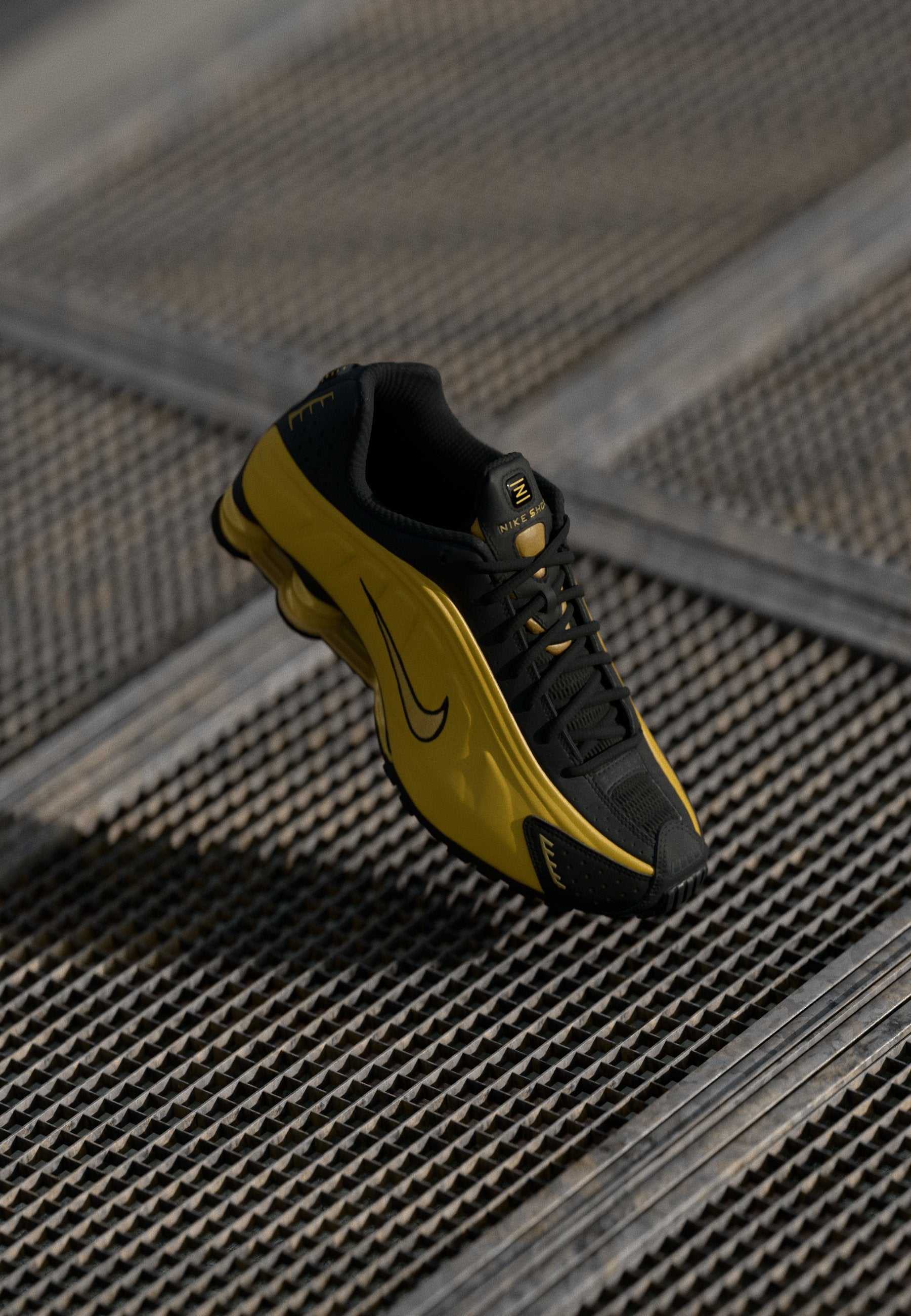 Nike Sportswear SHOX R4 UNISEX