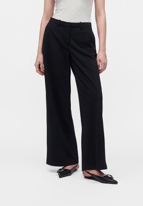 Vero Moda VMZAMIRA WIDE PANT - Wide Leg - black