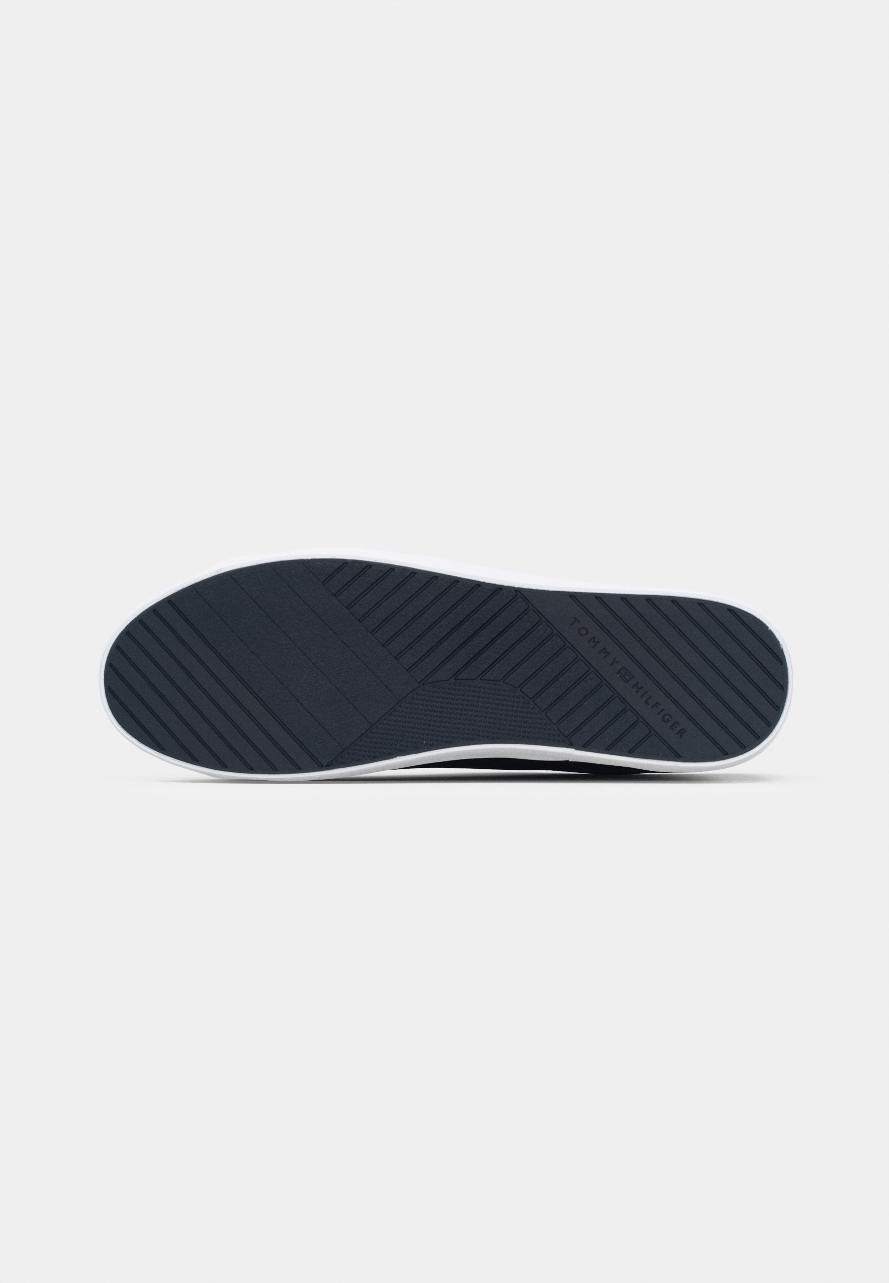 LOGO TRAINERS WITH LEATHER Media 8