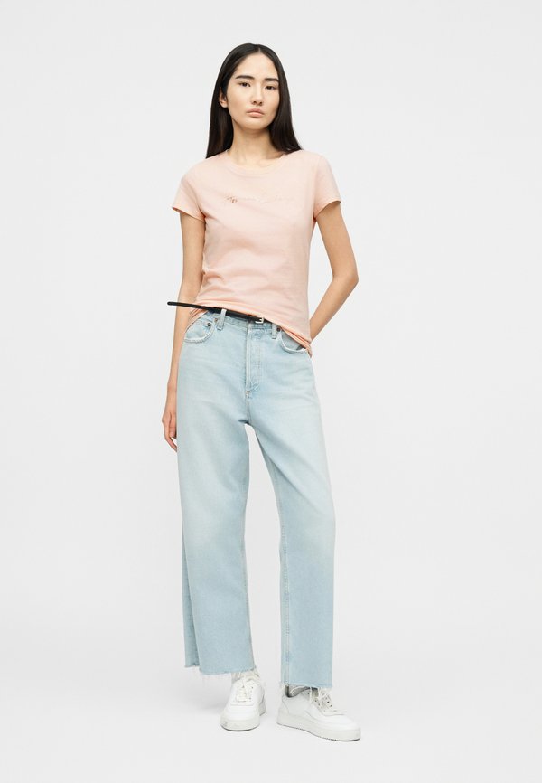 Armani Exchange