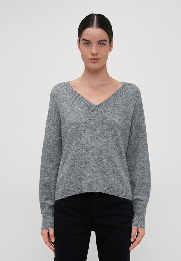 Vero Moda Tall VMJUPITER V NECK PULLOVER