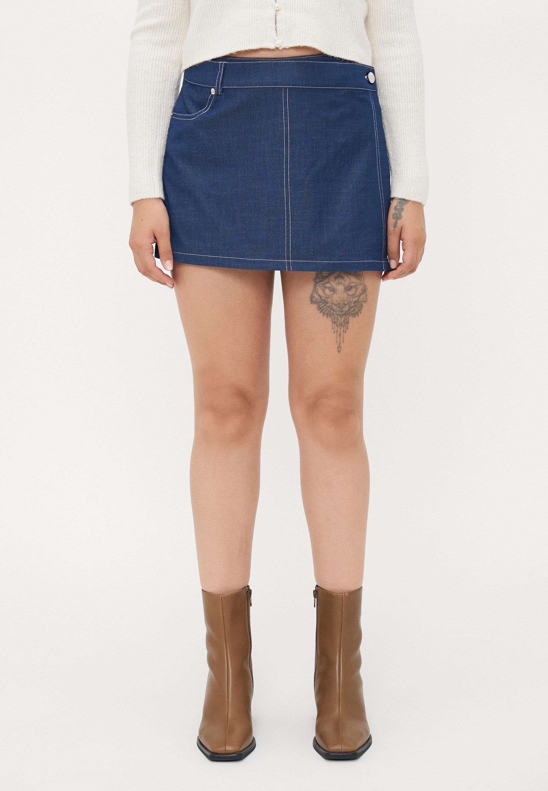 ONLJINA STITCH SKORT Media 3