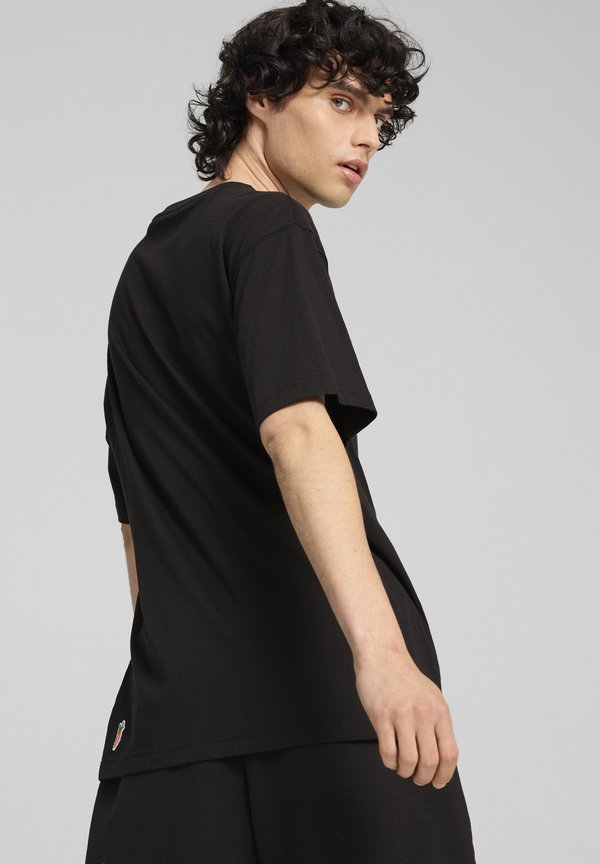 Puma CARROTS GRAPHIC - Print T-shirt - black