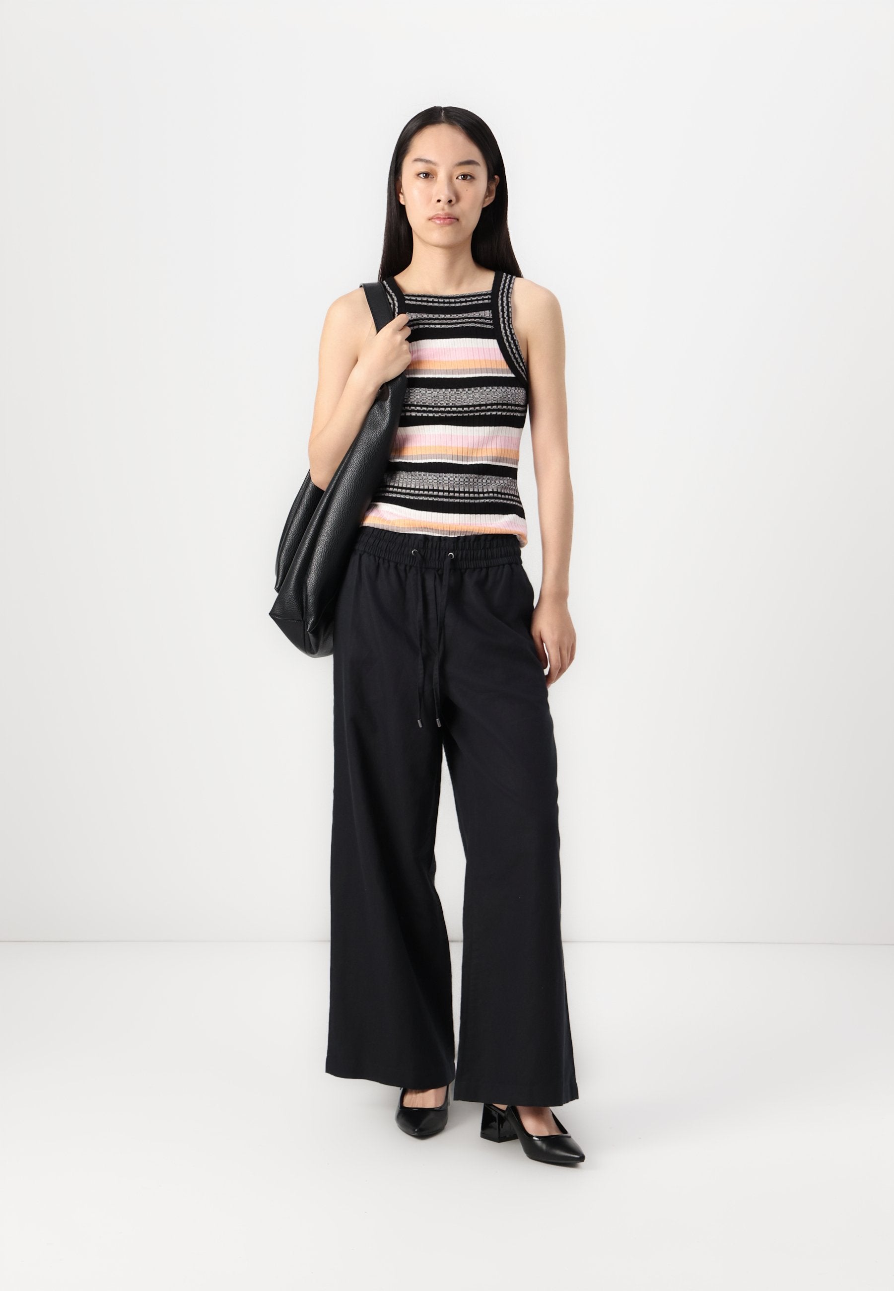Esprit Top Media 2