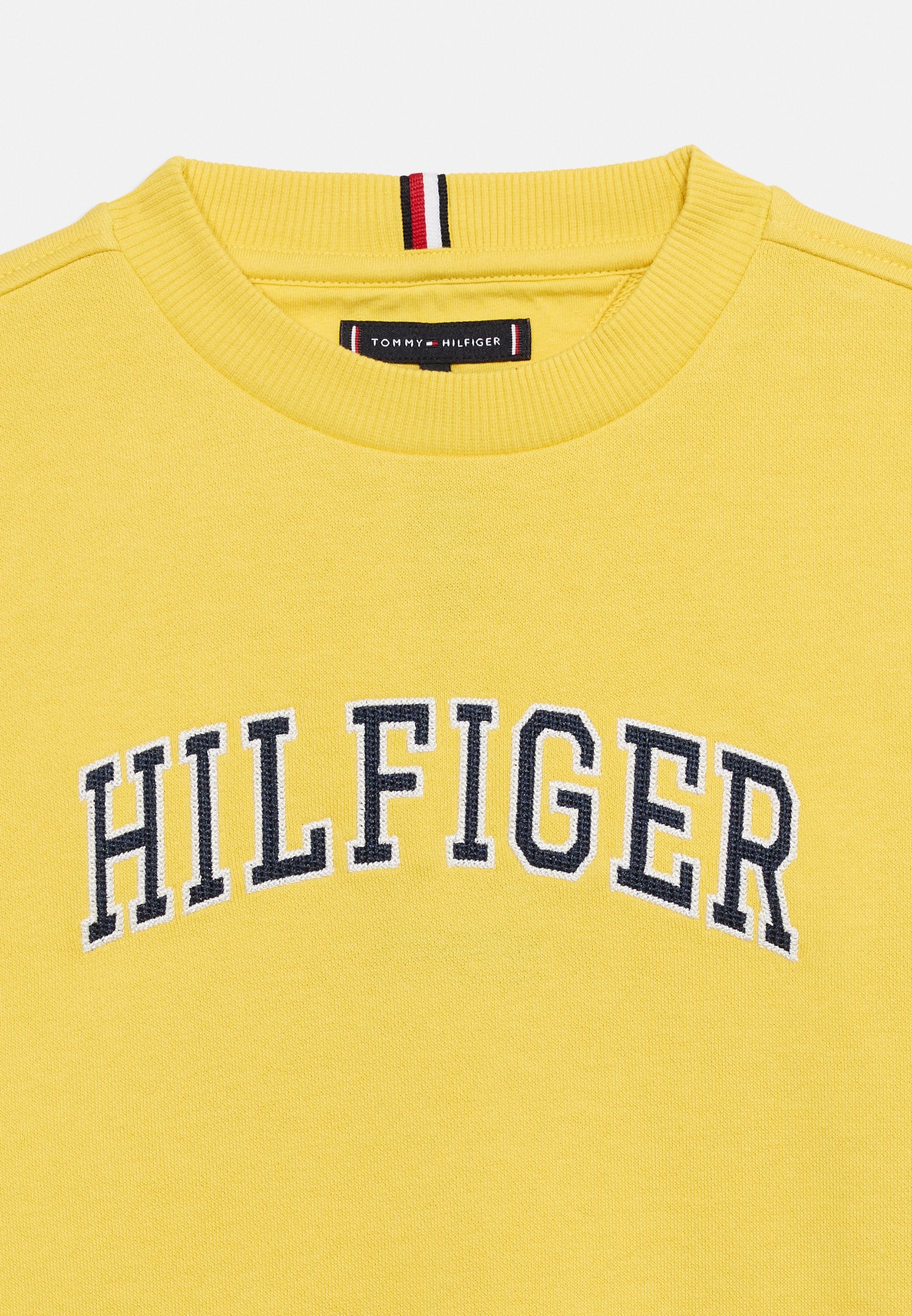 LOGO TERRY CREW NECK SWEATSHIRT Media 5