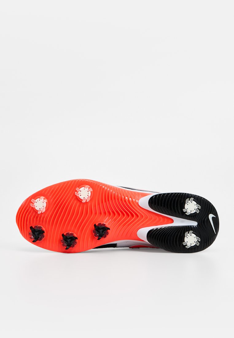 Nike Performance VICTORY TOUR 3