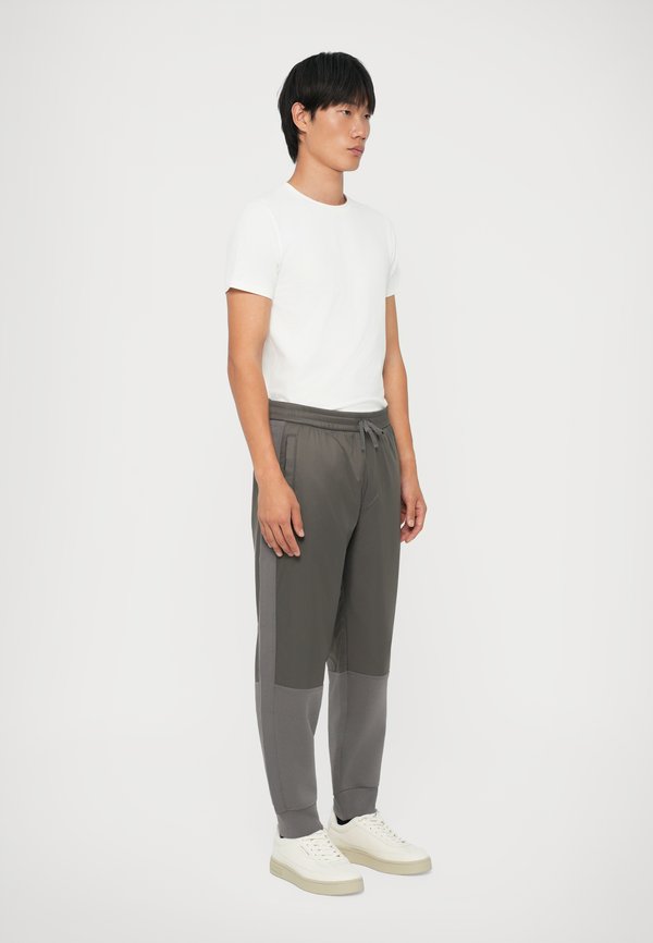 Armani Exchange TROUSER