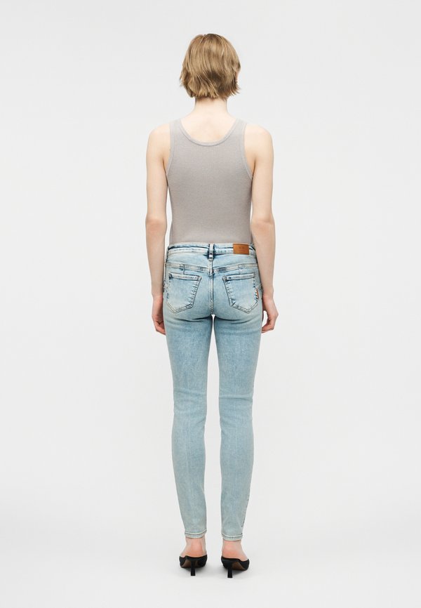 Armani Exchange