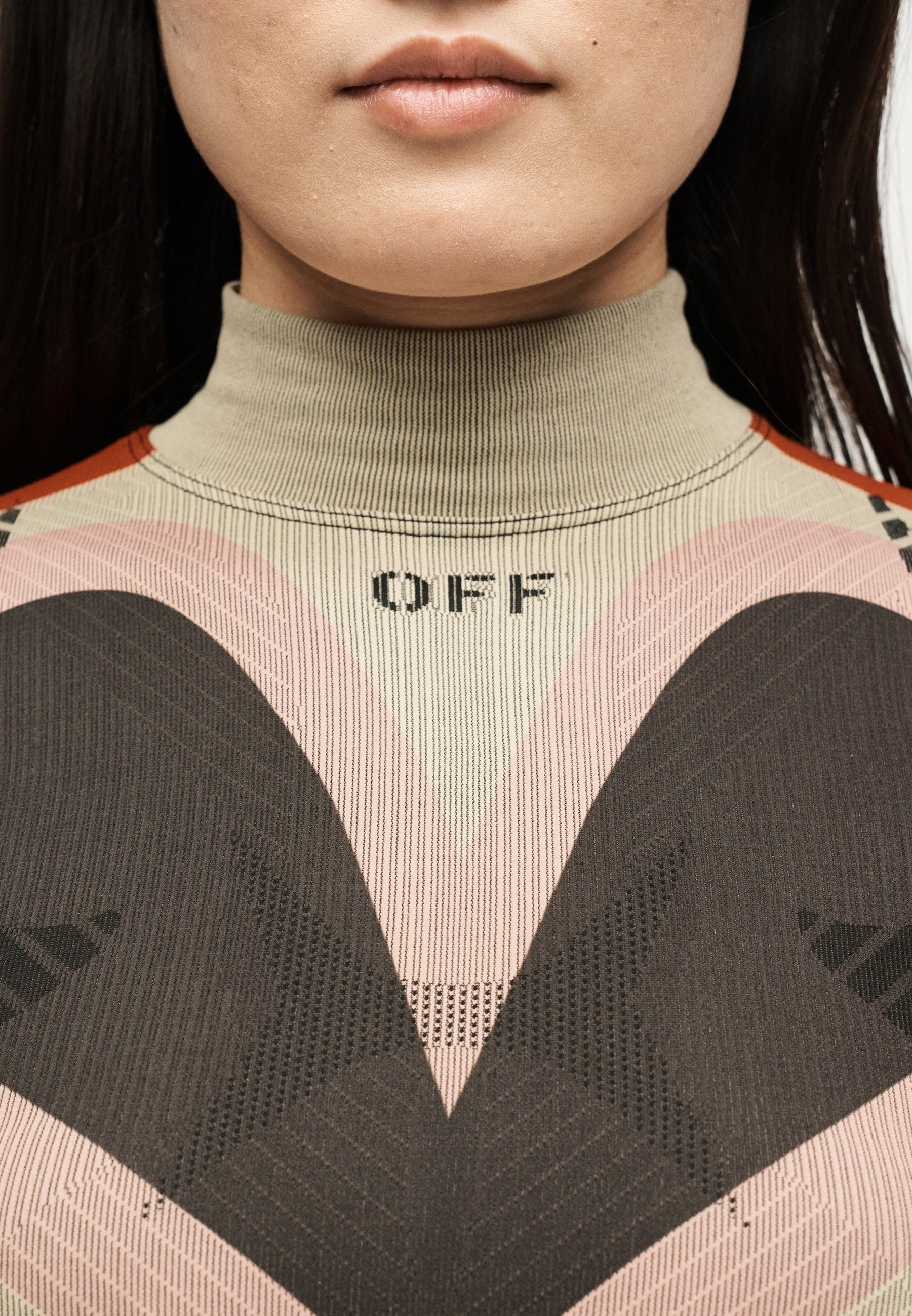 OFF-WHITE SEAMLESS BLOCK