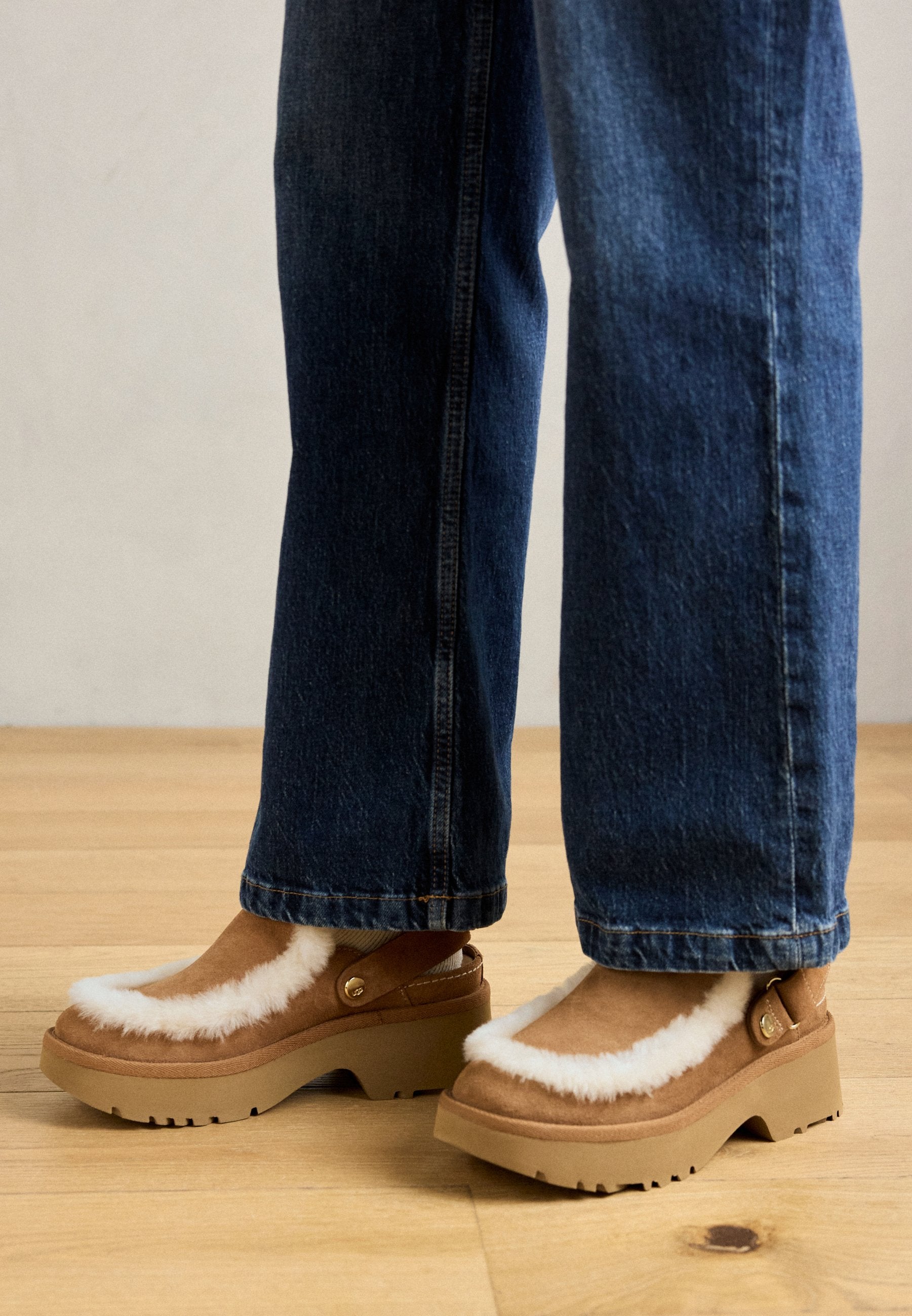 UGG ESMEE