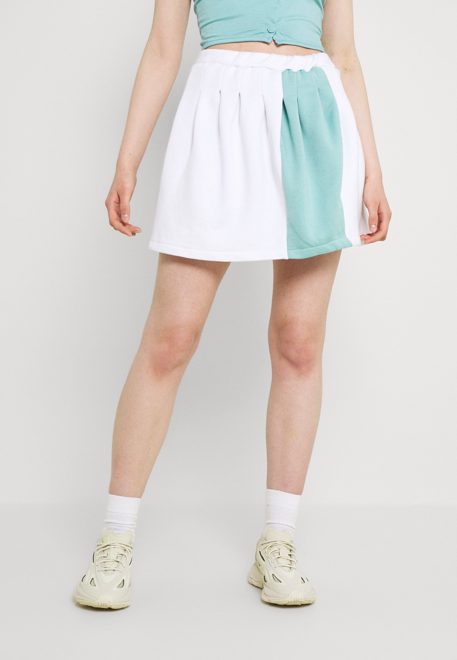Missguided SPLICED PLEATED SKIRT