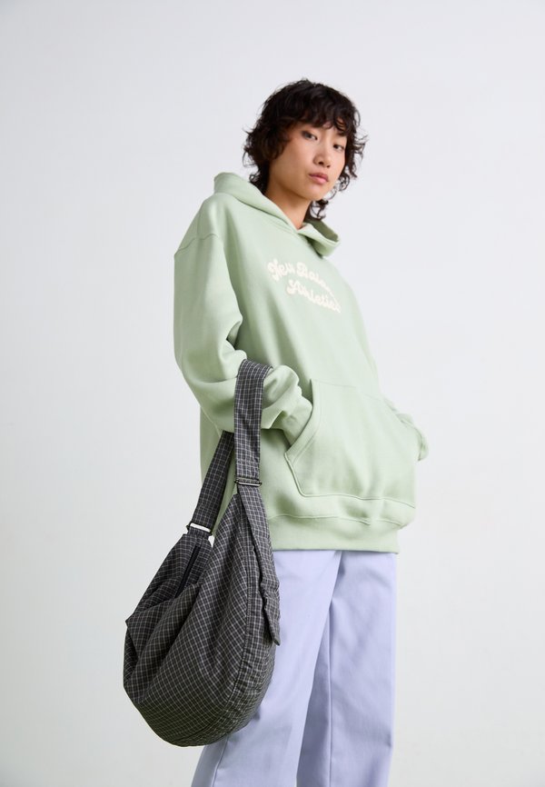 New Balance LINEAR HERITAGE LONG HOODIE