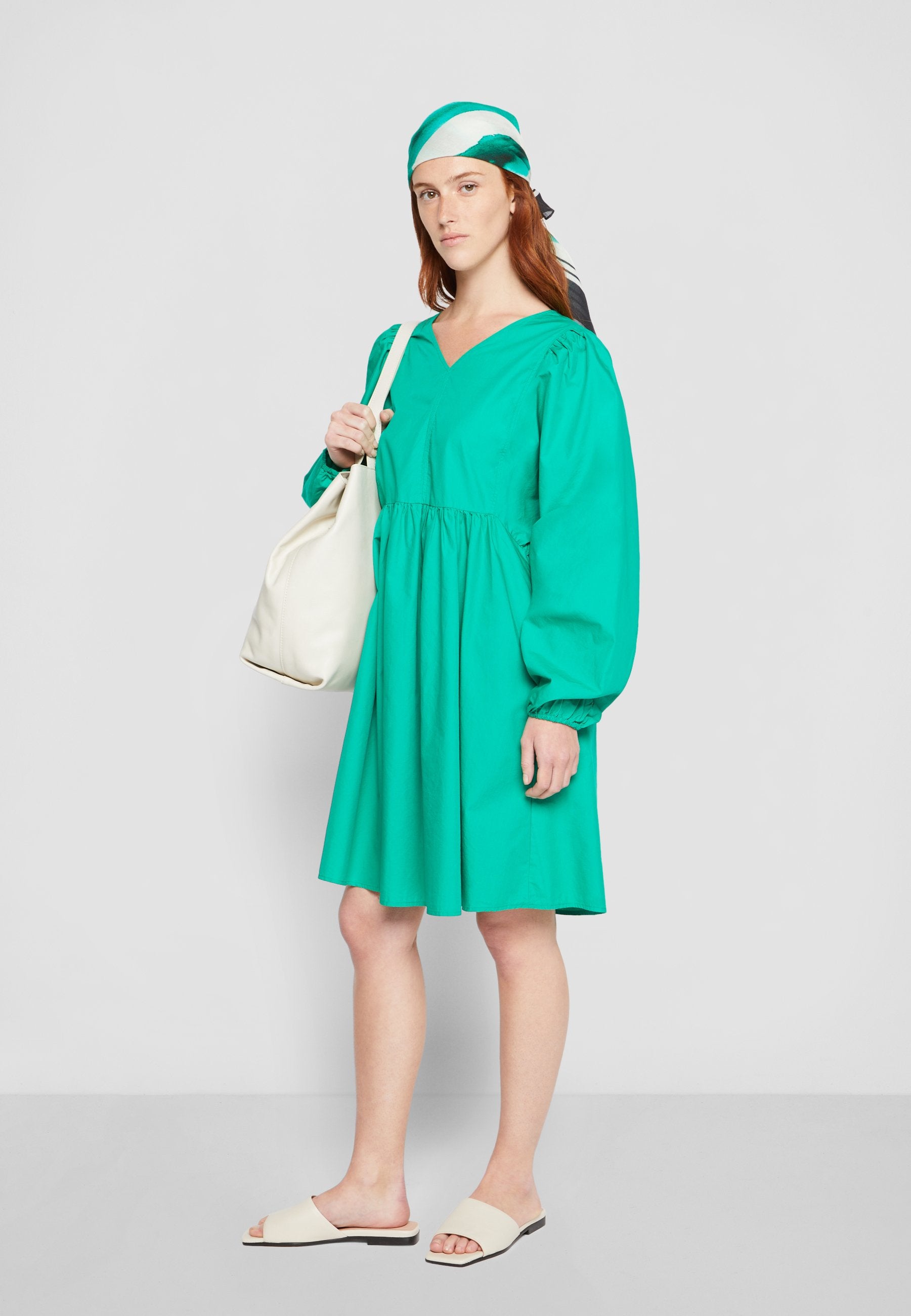 Marc O'Polo DRESS FEMININE STYLE SLEEVE VOLUME V NECK SHORT LENGTH