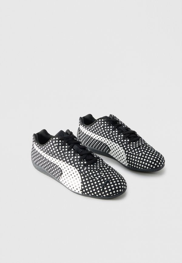 Puma X SUPER YAYA SPEEDCAT POLKADOT I UNISEX - Trainers - black/white