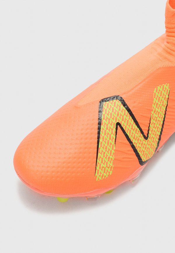 New Balance TEKV4 PRO