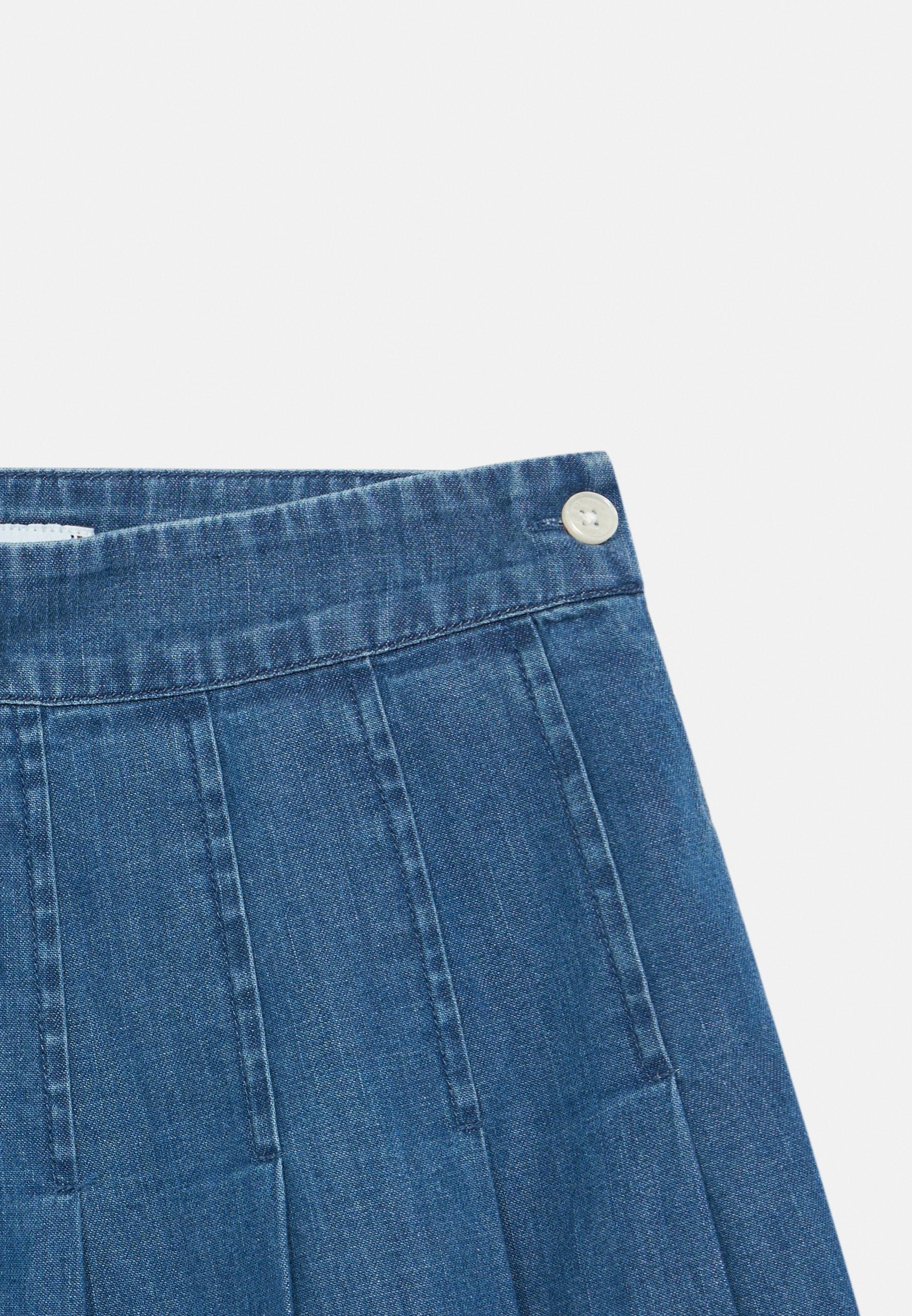 PLEATED DENIM MINI SKIRT Media 3