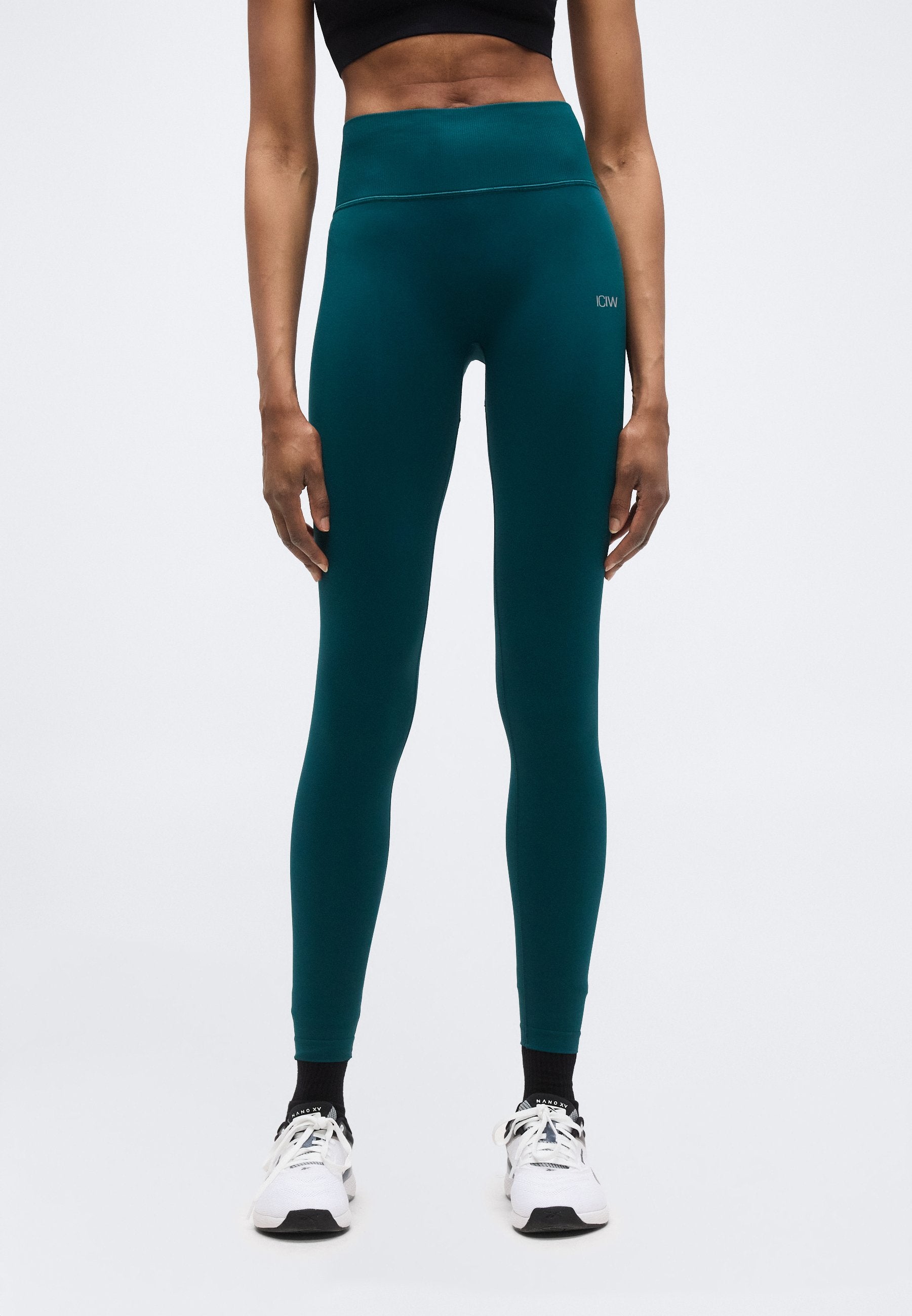 ICANIWILL DEFINE SEAMLESS V SHAPE TIGHT