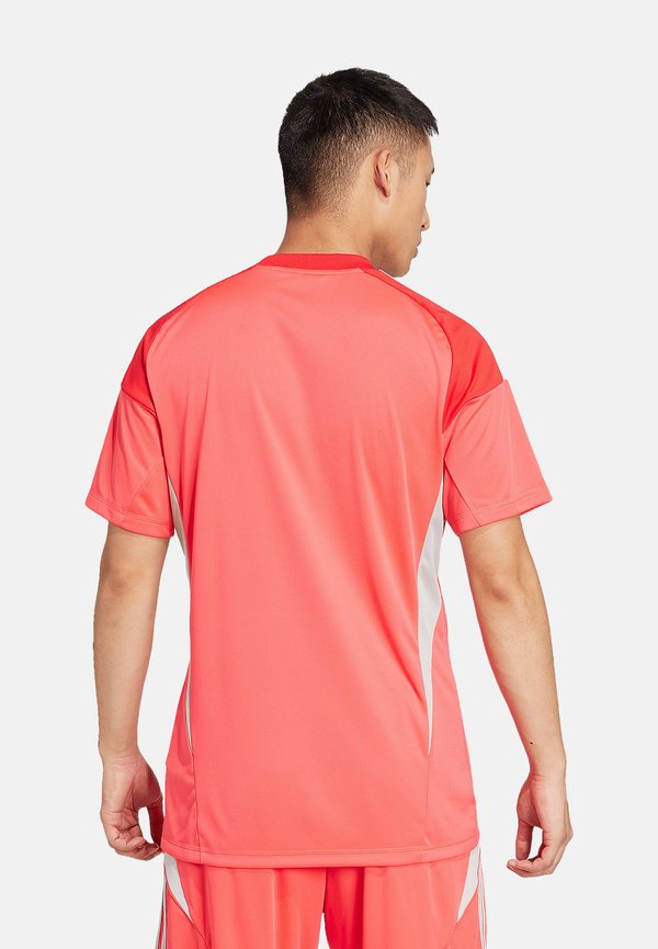 adidas Performance TEAMSPORT TIRO COMPETITION - Sports T-shirt - rot