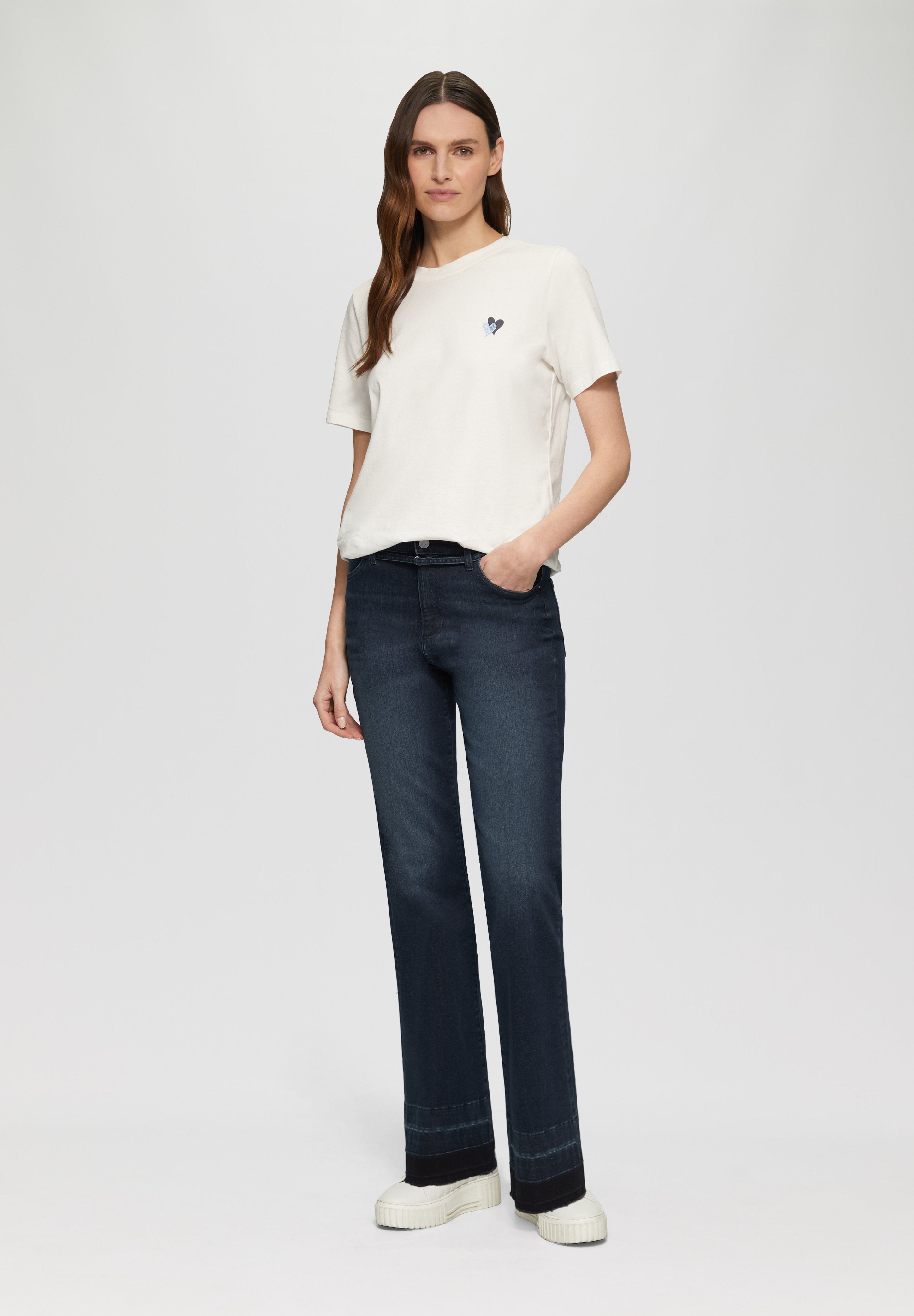 s.Oliver Flared Jeans Media 5