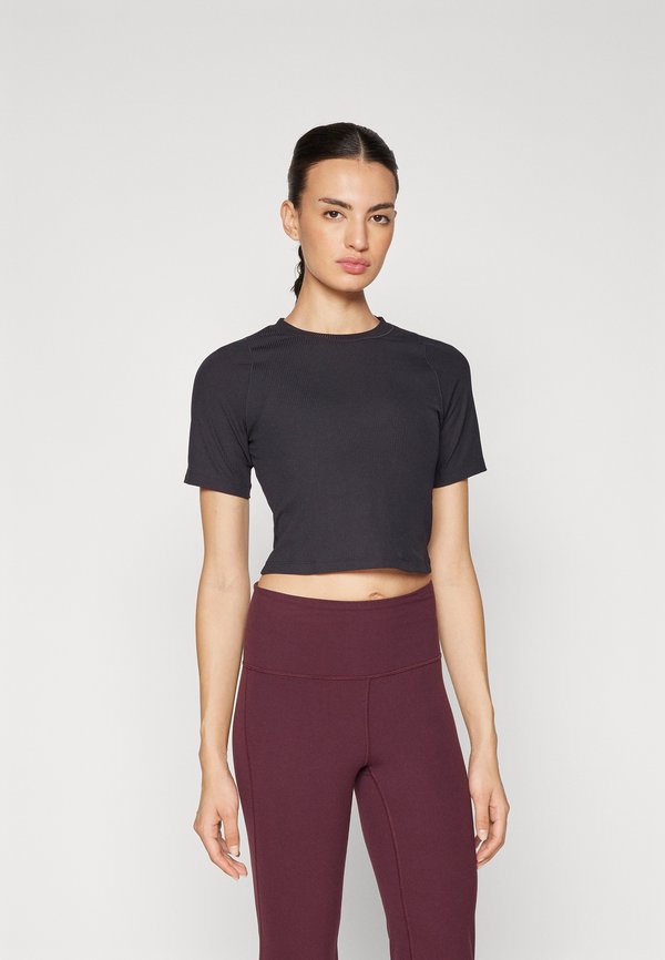 Nike Performance Sports T-shirt - black