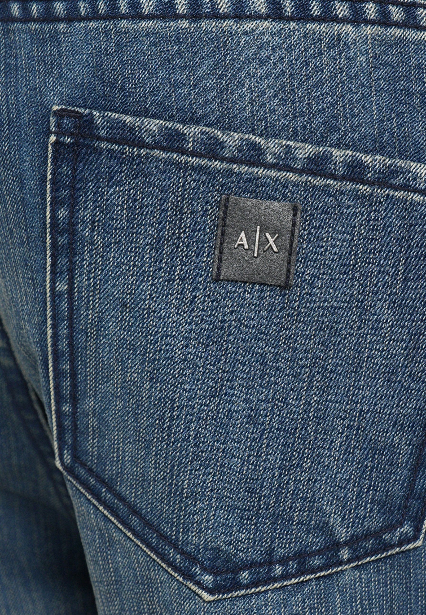 Armani Exchange Jeans Relaxed Fit Media 5