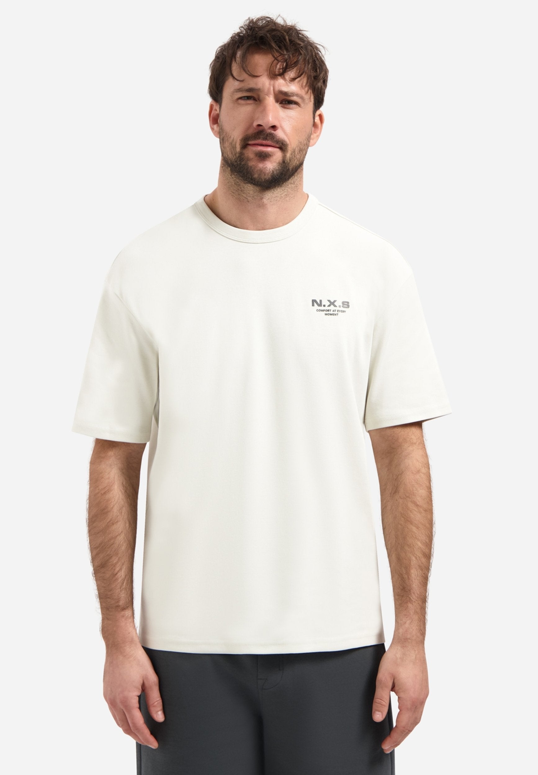 HEAVY CREW NECK  Media 4