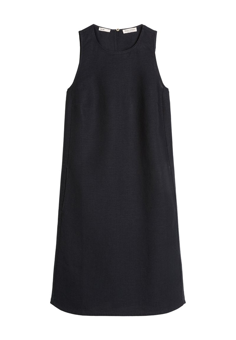 Ärmelloses schwarzes knielanges Kleid mit rundem Ausschnitt, geradem Schnitt, Rückenknopfverschluss und dezenten Seitennaht-Details.