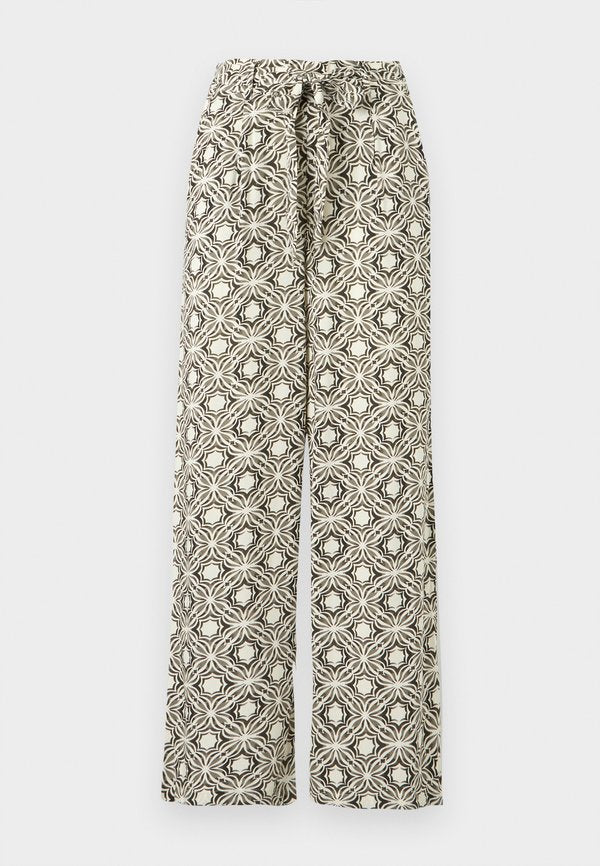 ONLY Knitted ONLSILVA Regular Fit - Trousers - kalamata/green