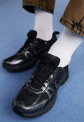 Nike Sportswear V2K RUN - Trainers - black/dark smoke grey/anthracite