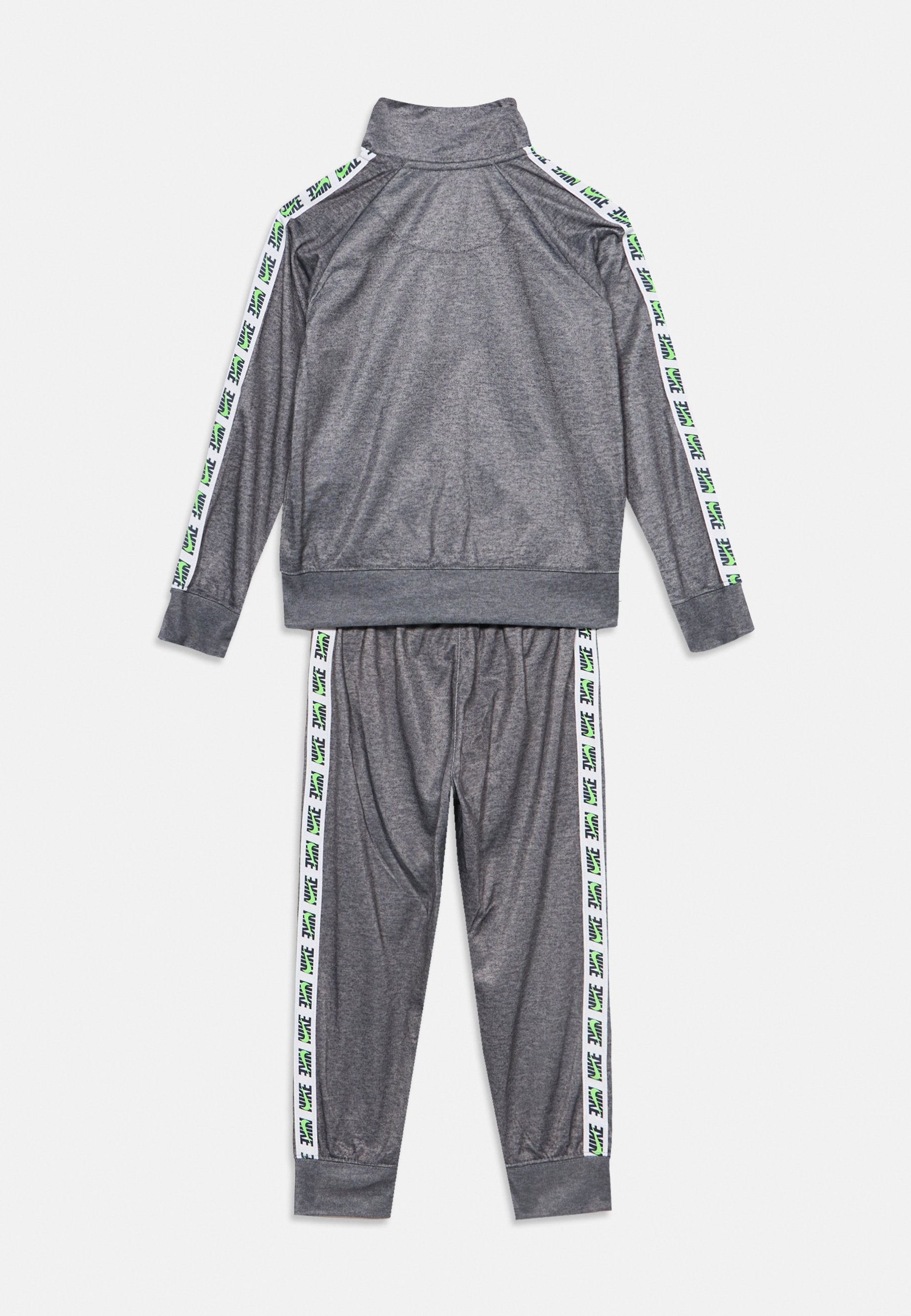 Nike Sportswear SET