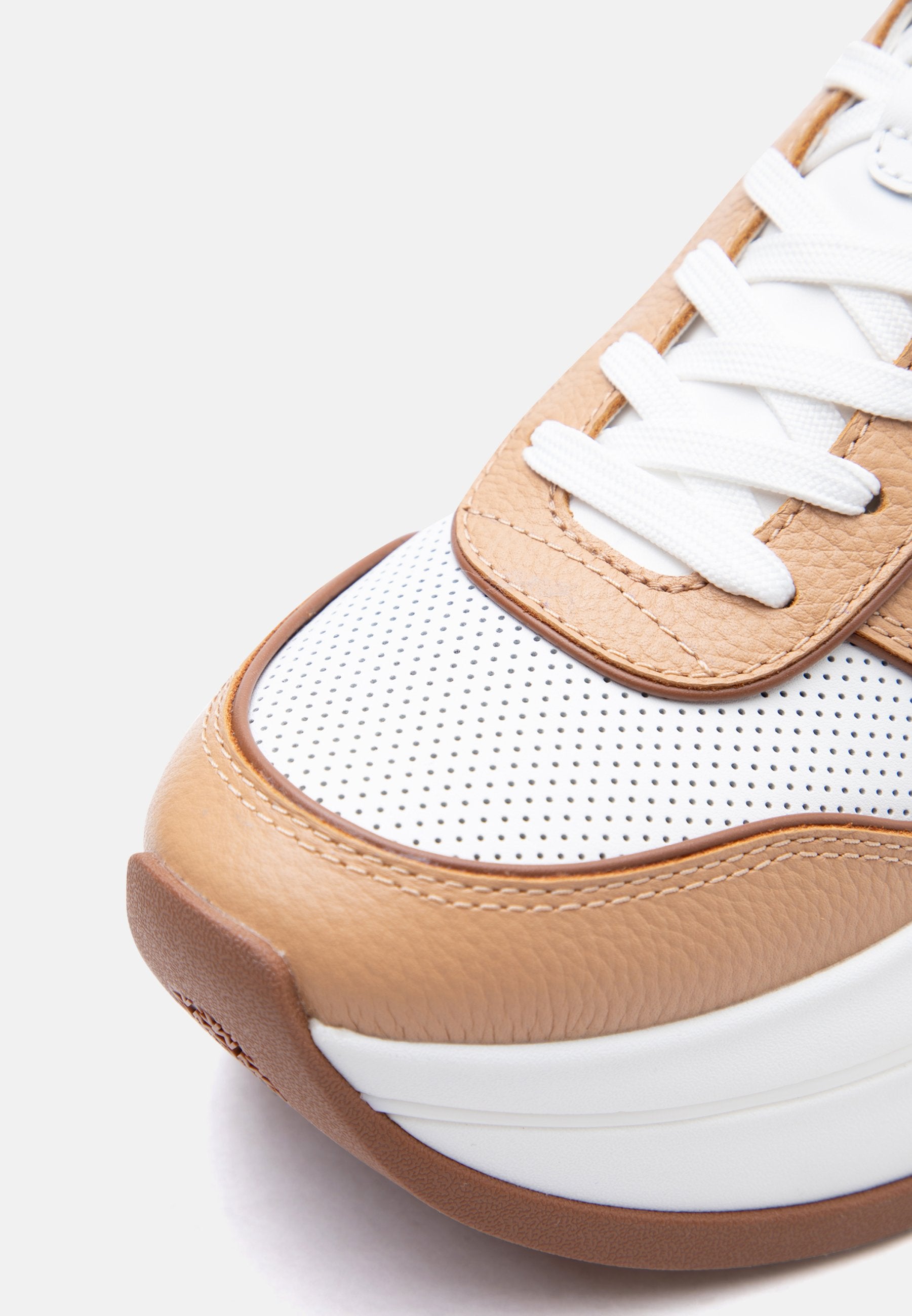 MICHAEL Michael Kors ARLA TRAINER