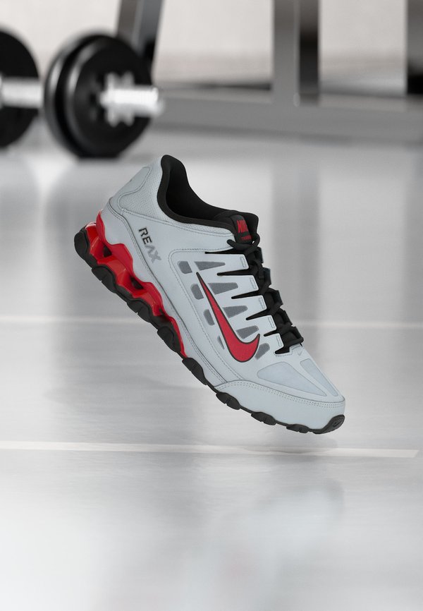 Nike Performance M NIKE REAX 8 TR MESH - Training shoe - pure platinum-coloured/university red/black
