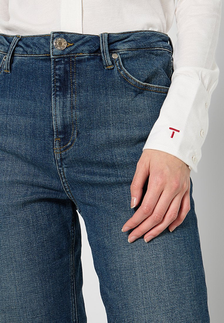 Tomorrow TERESA REGULAR FIT