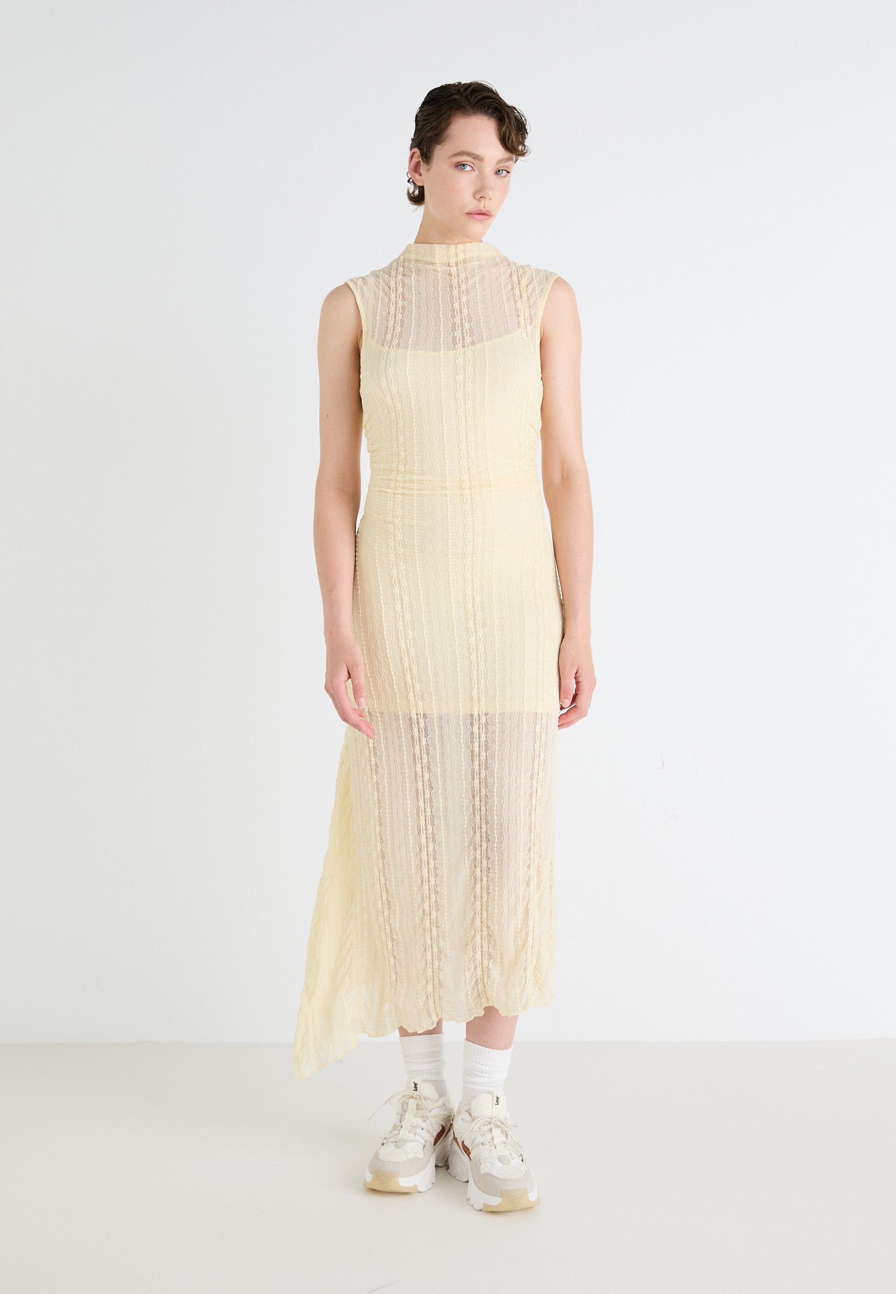 Gina Tricot DRESS