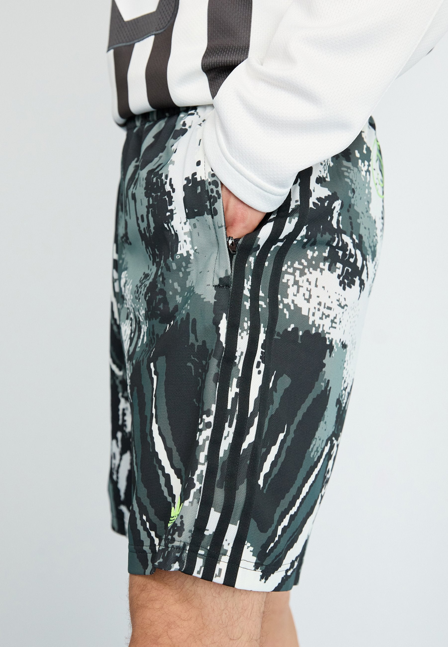 adidas Originals ARCHIVE