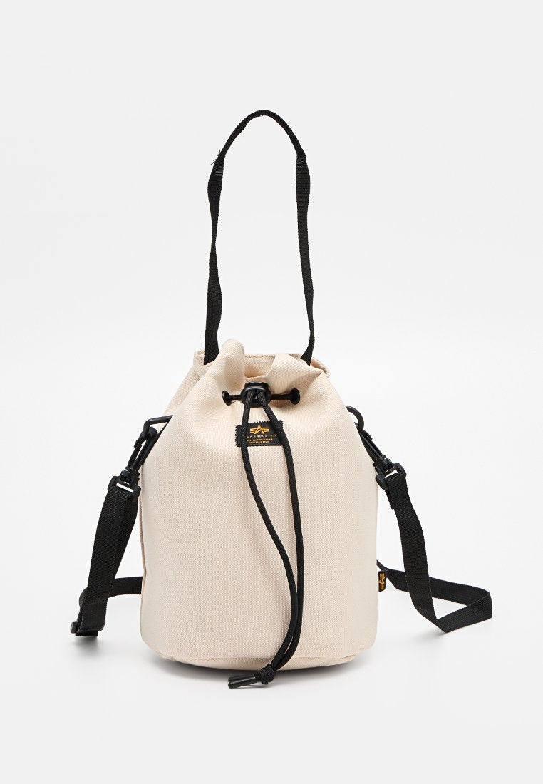 Alpha Industries CARRY