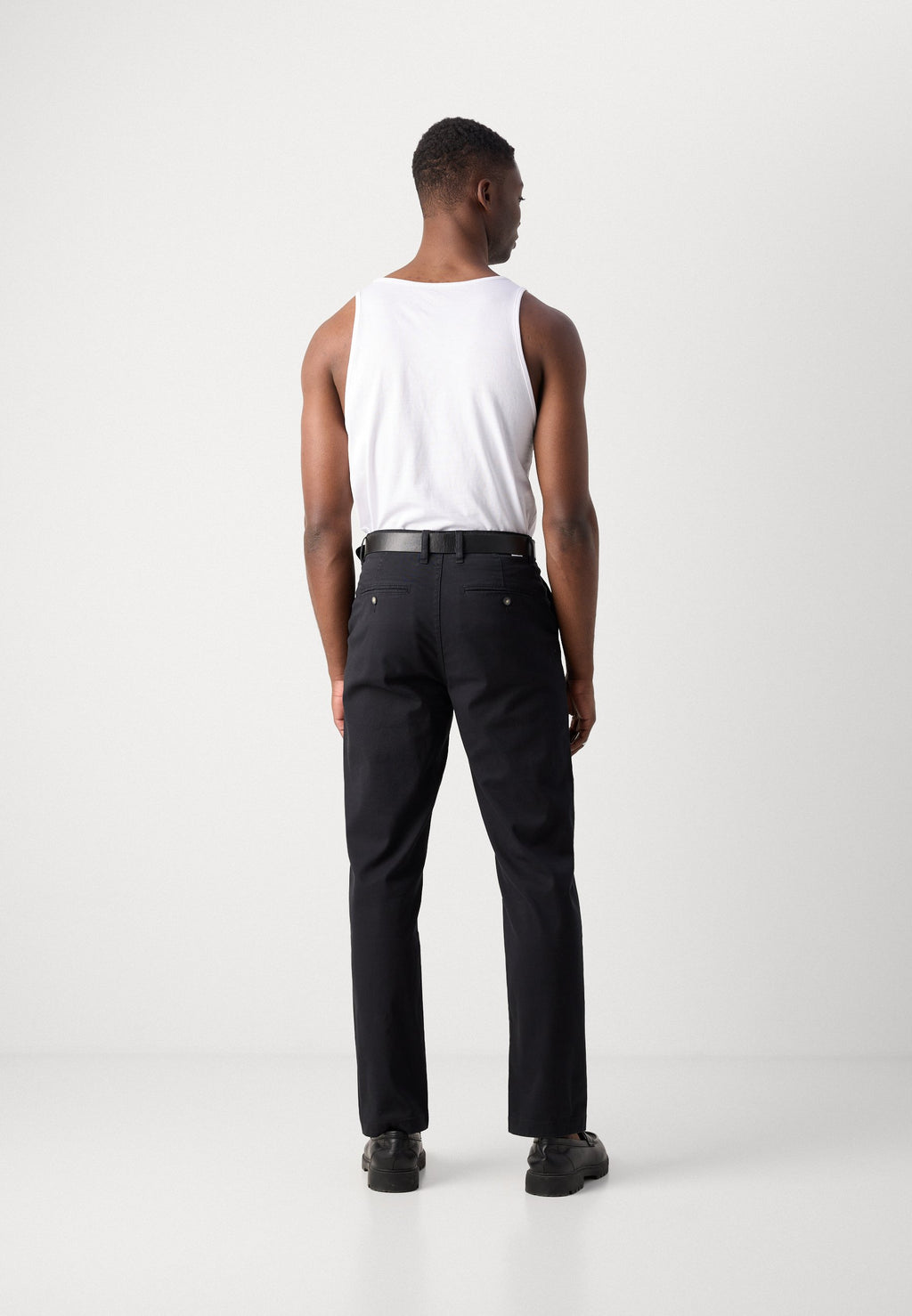 SUPERFLEX CHINO WITH BELT Media 5