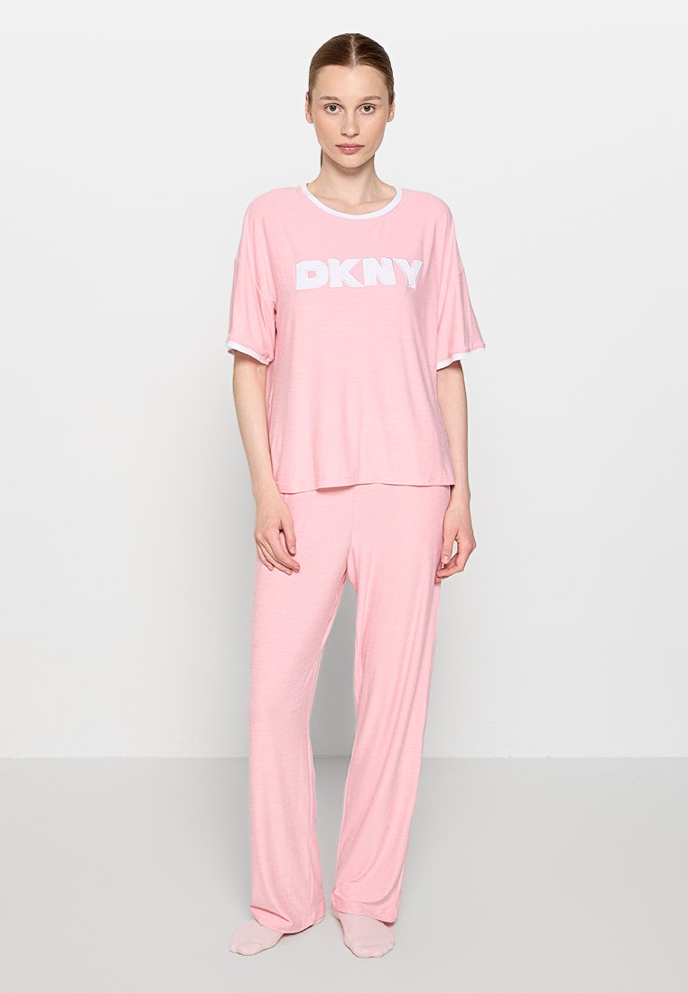 DKNY Loungewear Nachtwäsche Set Media 1