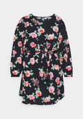 VMHYMS SAGA DRESS - Vero Moda Curve - View 1