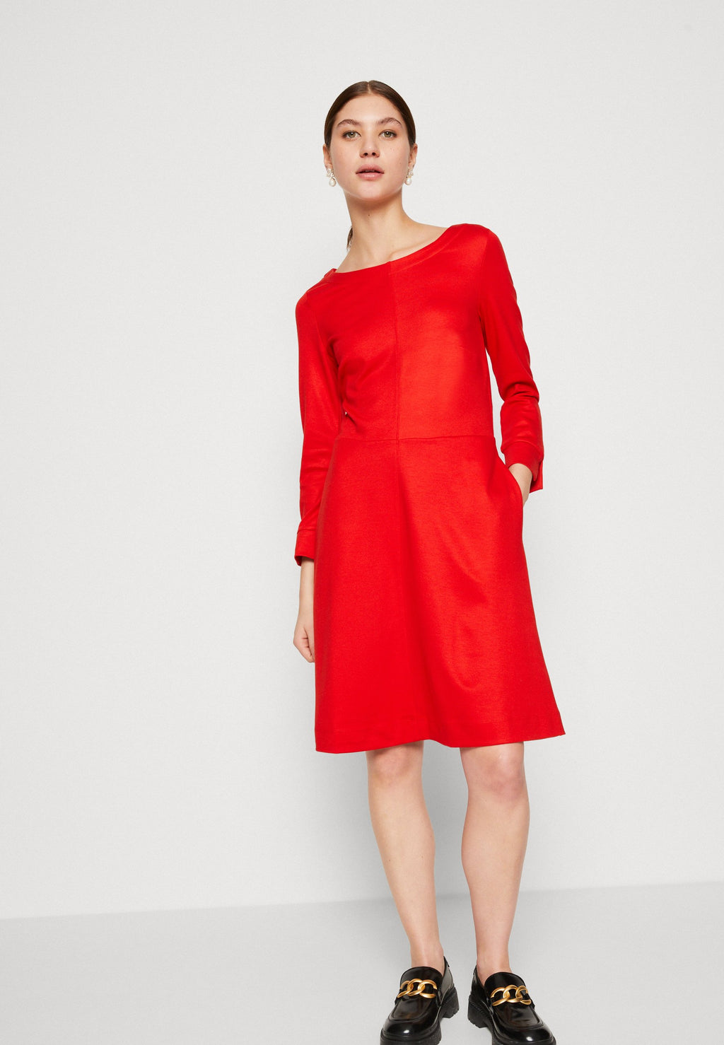 PUNTI DRESS Media 5