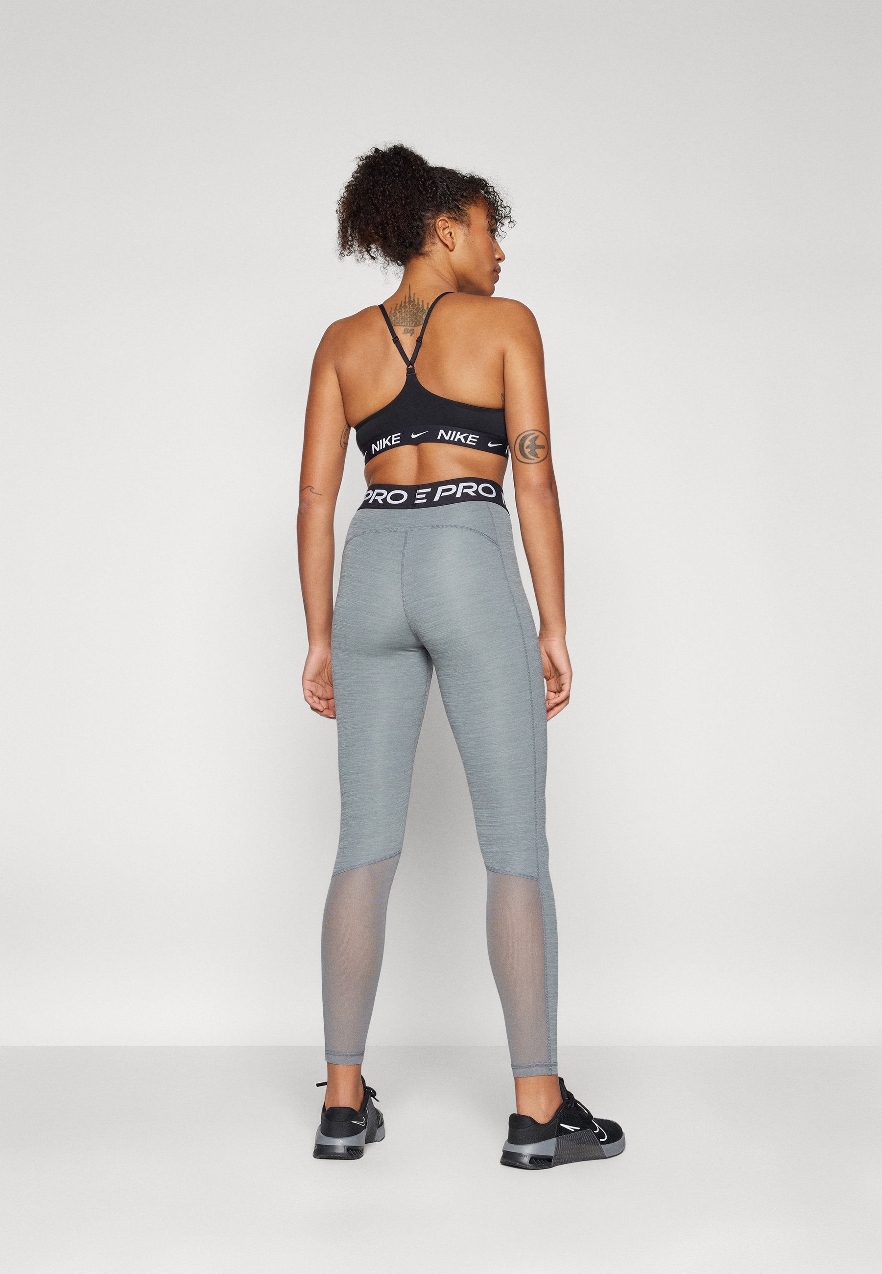 Nike Performance 365