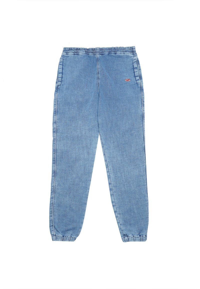 Hellblaue Denim-Jogginghose mit elastischem Bund, Seitentaschen und elastischen Bündchen an den Knöcheln. Verfügt über ein kleines Logo an der Hüfte.