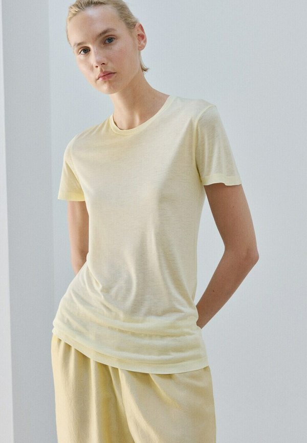 Mango Basic T-shirt - yellow