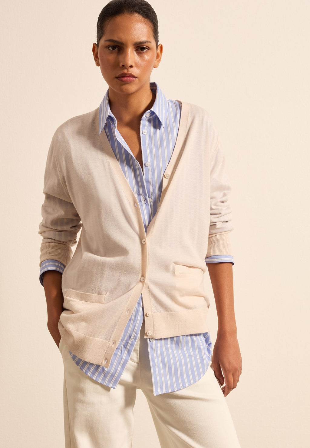 Stefanel WITH V NECK