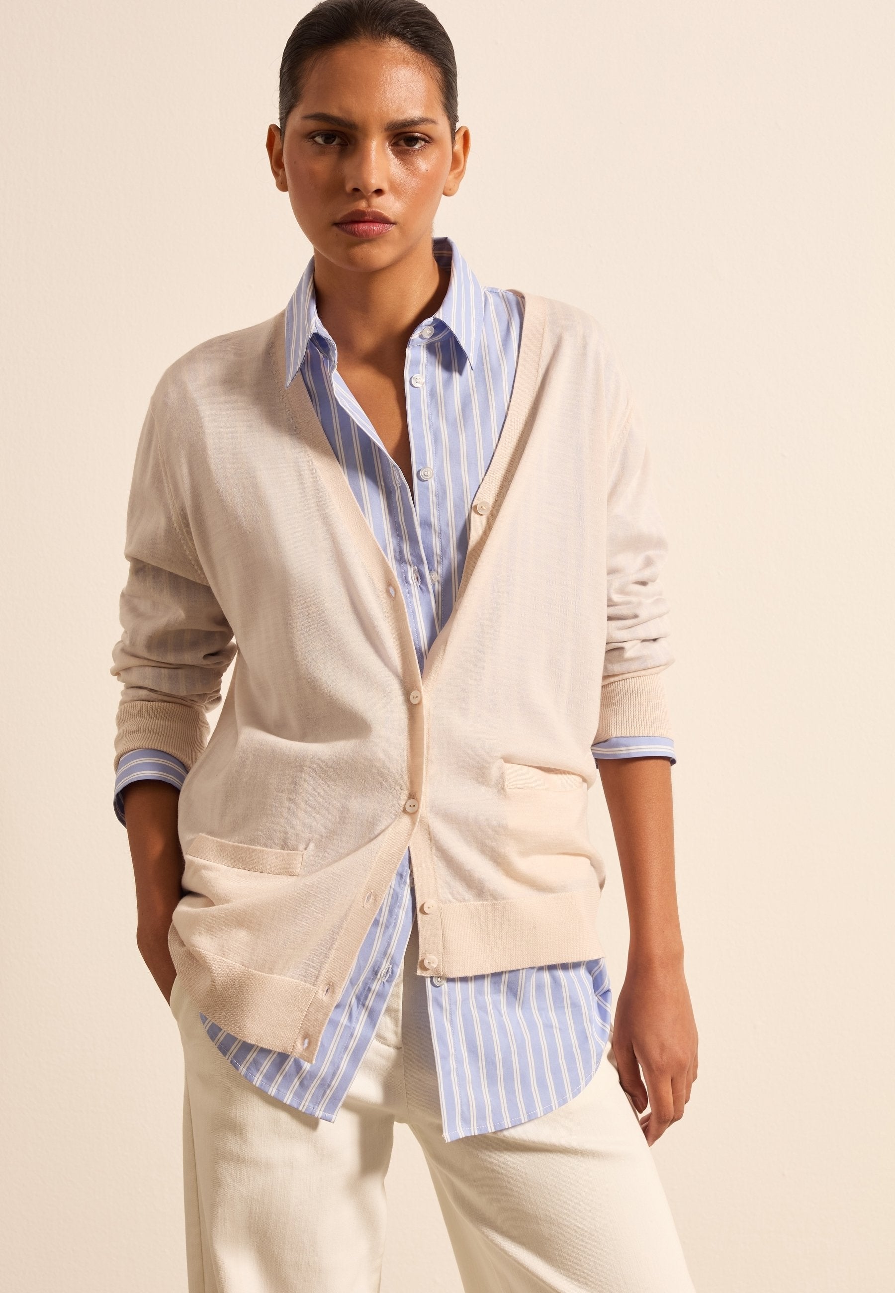 Stefanel WITH V NECK