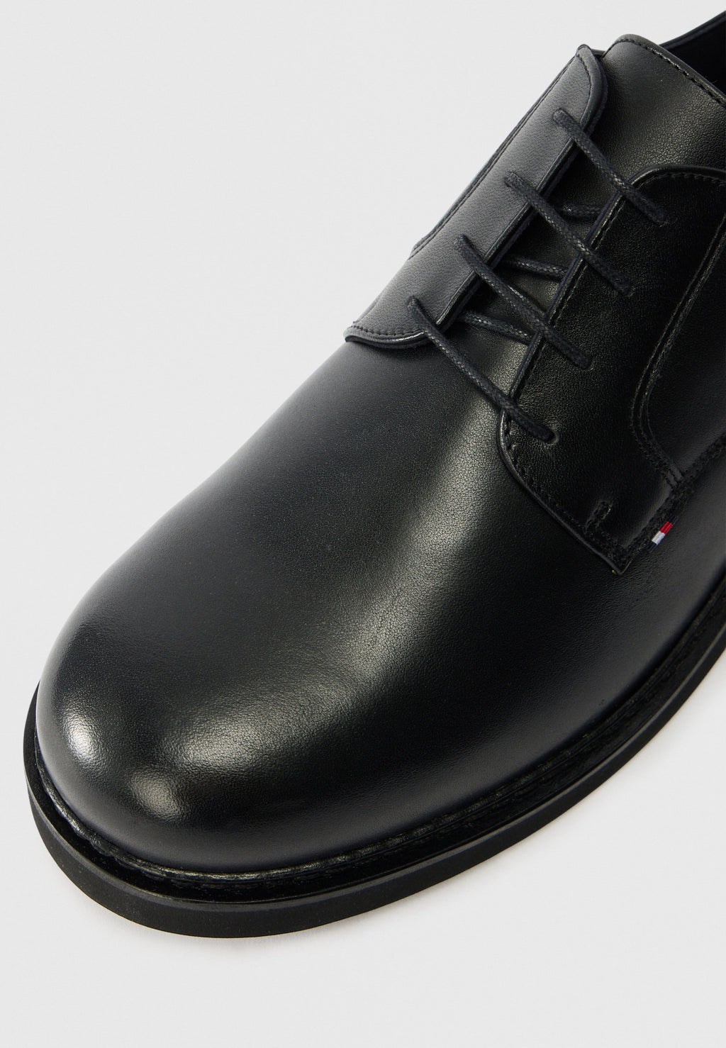 ULTRA LIGHTWEIGHT LEATHER DERBY SHOES Media 5