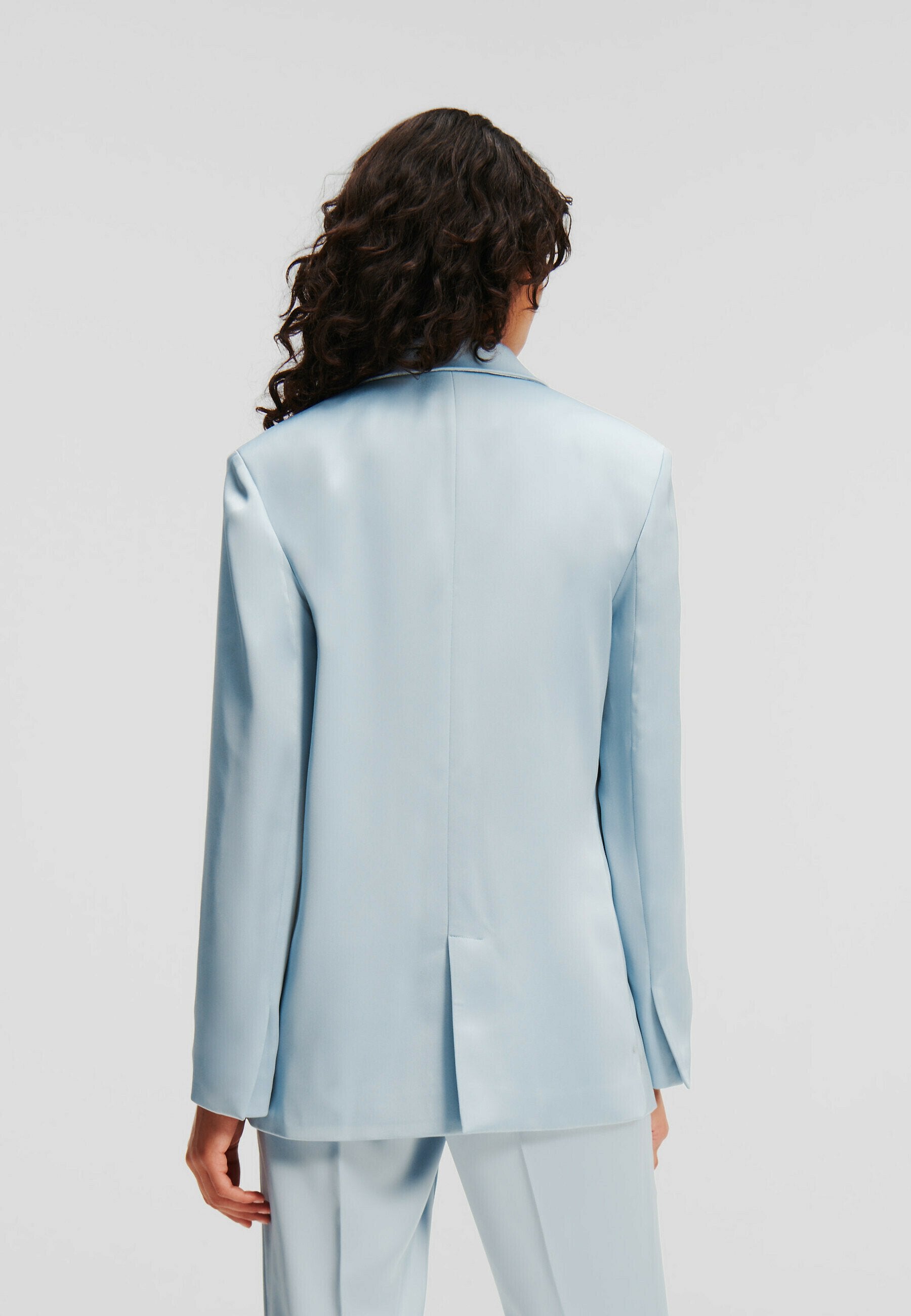 TAILORED Media 4