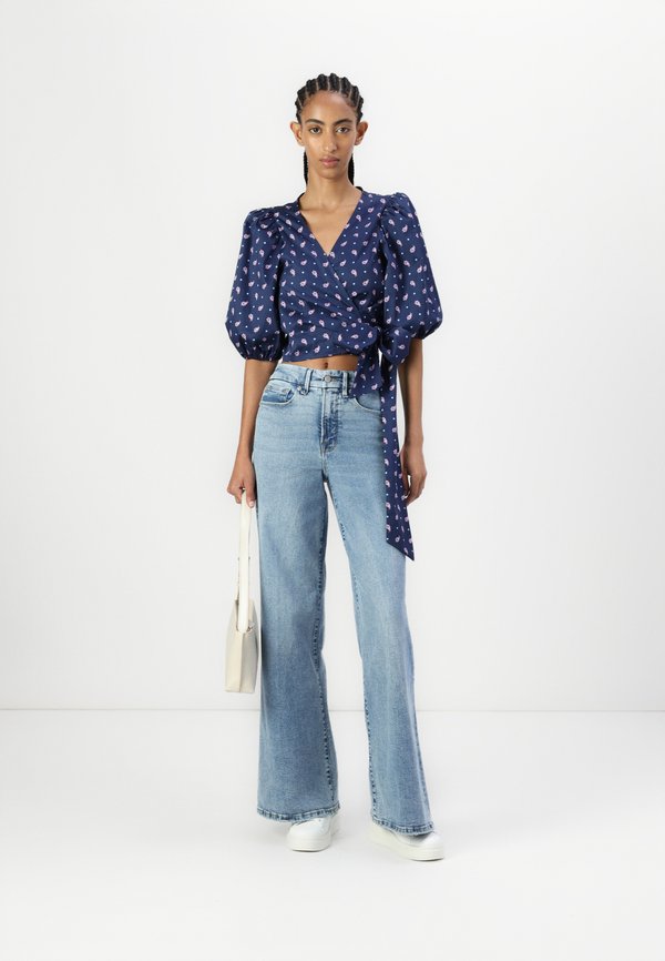 kate spade new york PAISLEY WRAP