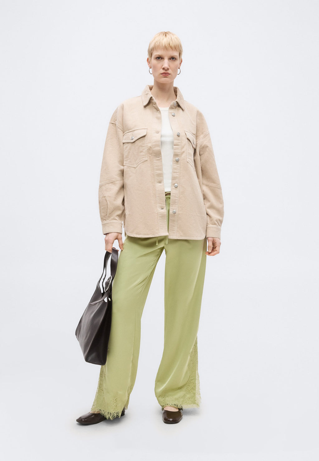 ONLTIGGY SHACKET Media 2